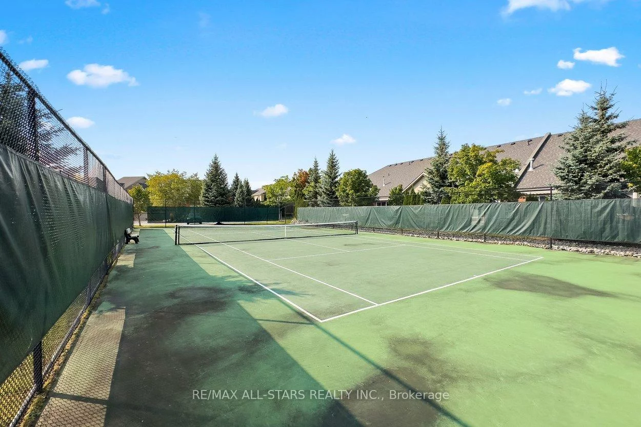 52, Oasis, Greensborough, Markham