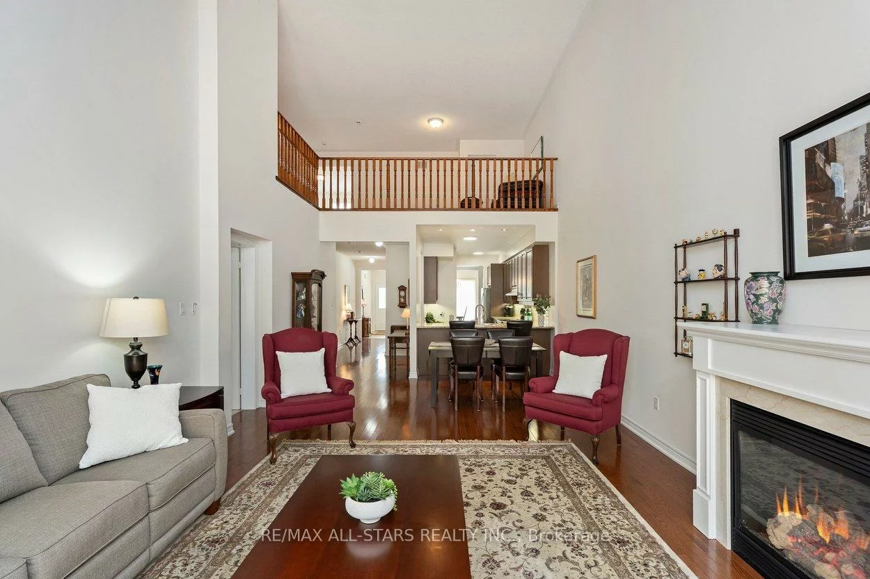 52, Oasis, Greensborough, Markham