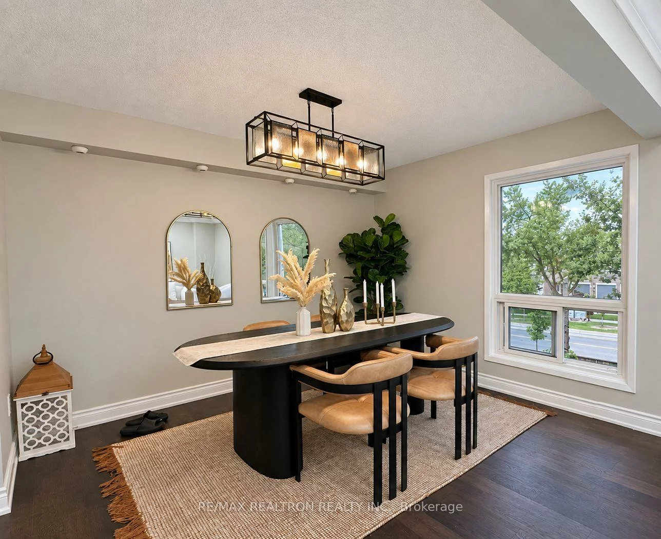 646, Village, Unionville, Markham