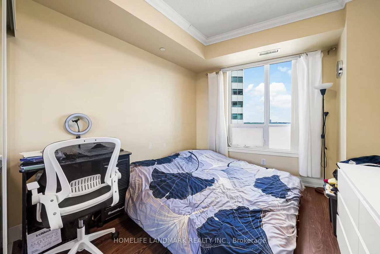 7171, Yonge, Grandview, Markham