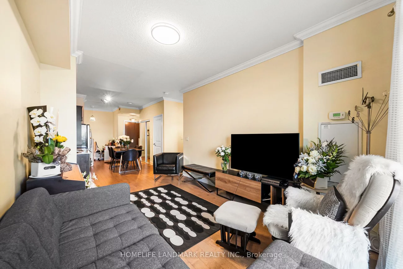 7171, Yonge, Grandview, Markham