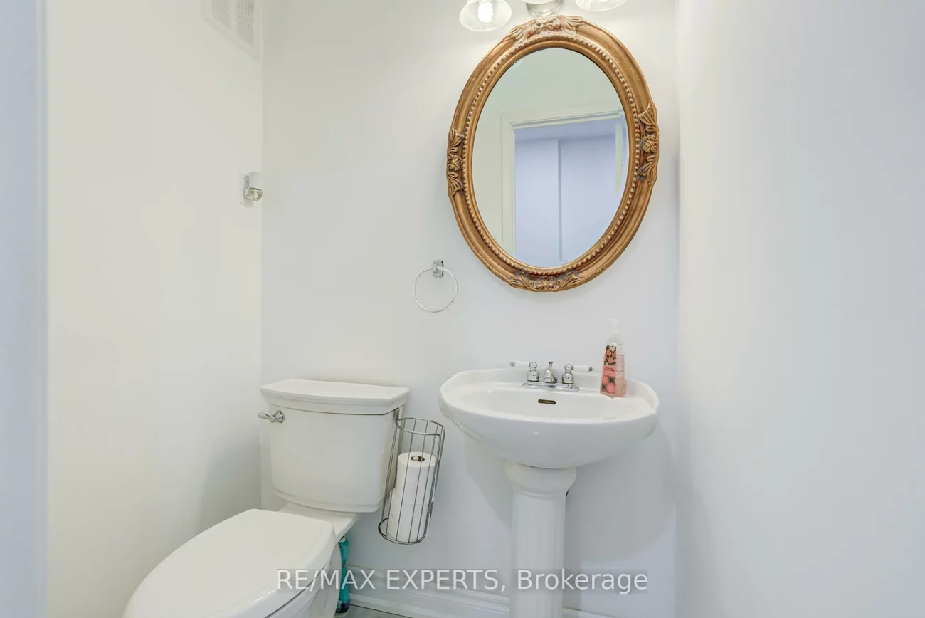10, Knightsbridge, Markham Village, Markham