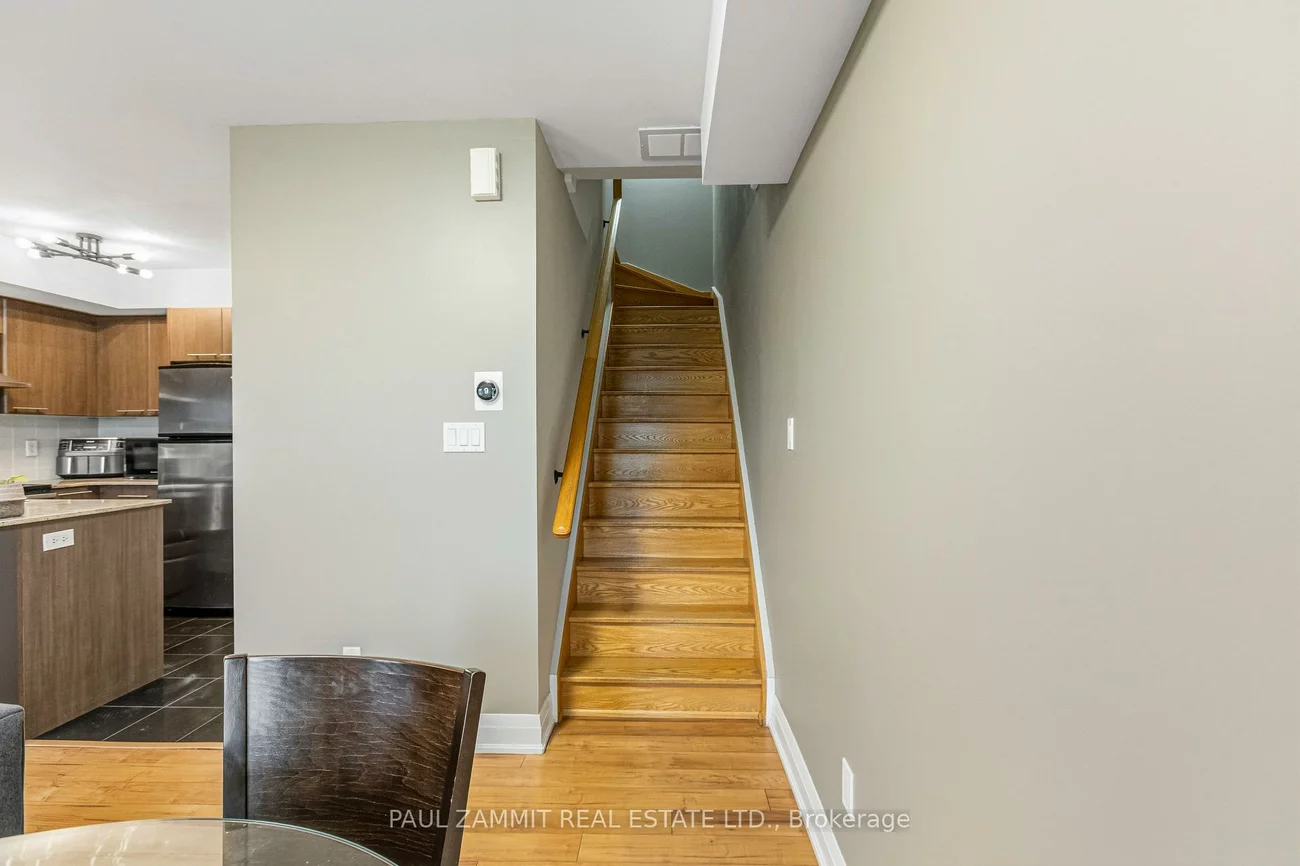 320, John, Aileen-Willowbrook, Markham