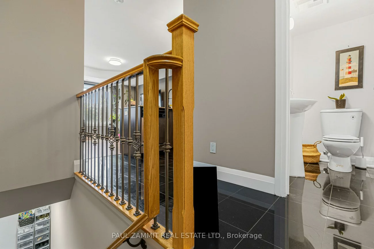 320, John, Aileen-Willowbrook, Markham