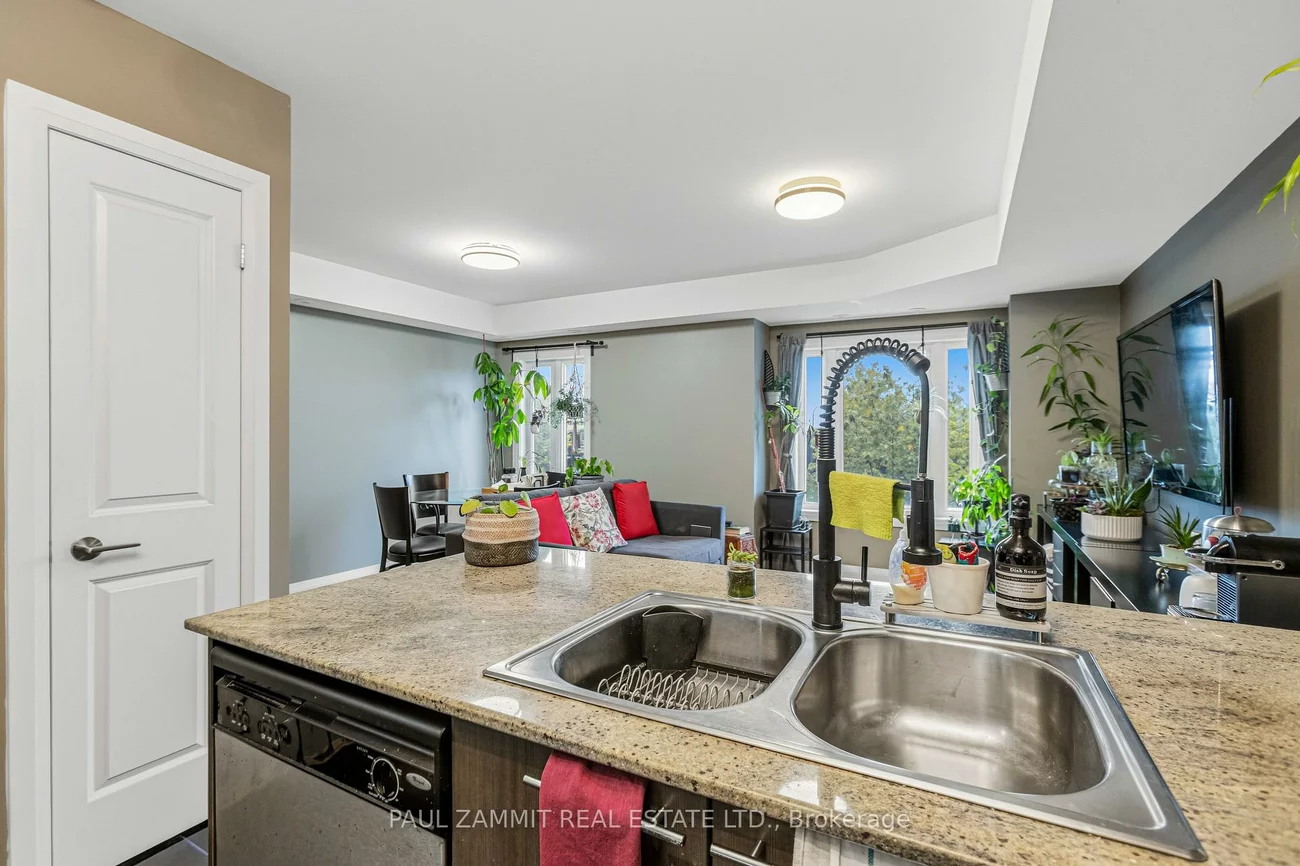 320, John, Aileen-Willowbrook, Markham