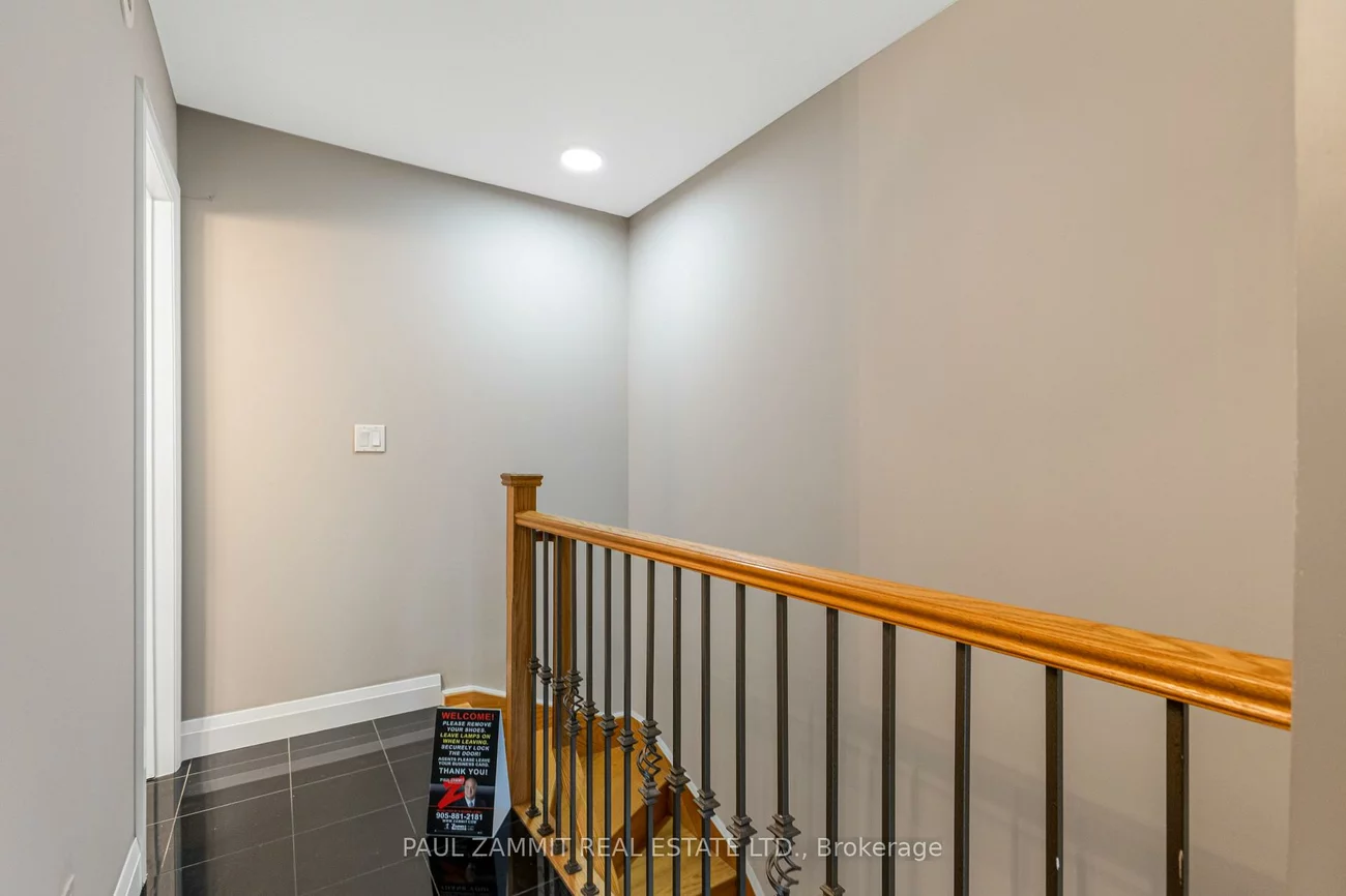 320, John, Aileen-Willowbrook, Markham