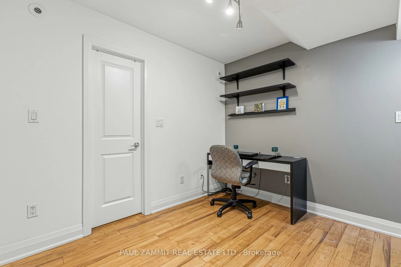 320, John, Aileen-Willowbrook, Markham