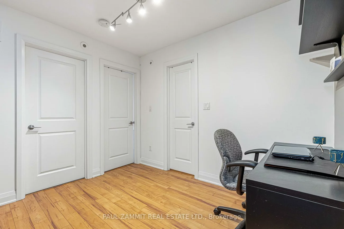 320, John, Aileen-Willowbrook, Markham