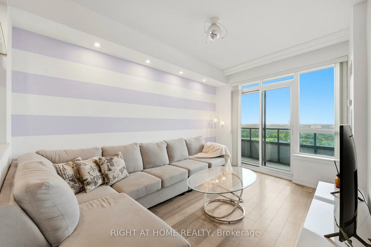 7171, Yonge, Grandview, Markham