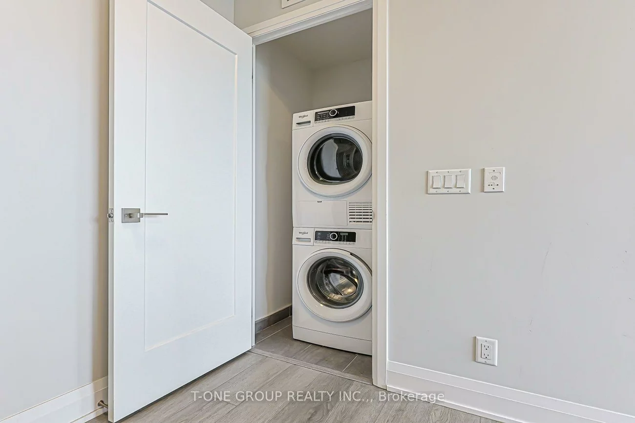 18, Water Walk, Unionville, Markham