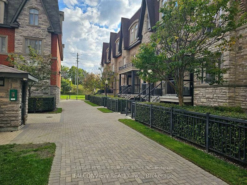 318, John, Aileen-Willowbrook, Markham