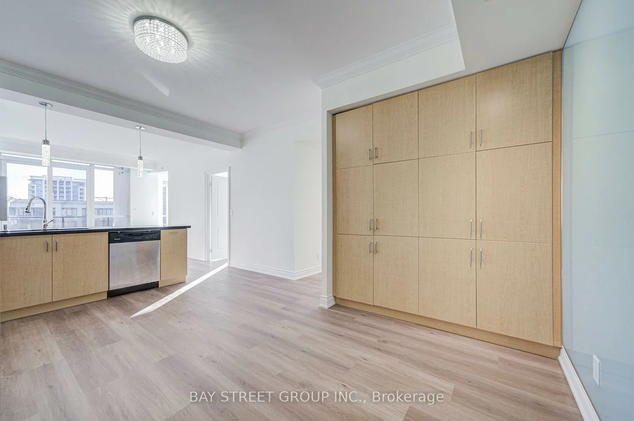 89, South Town Centre, Unionville, Markham