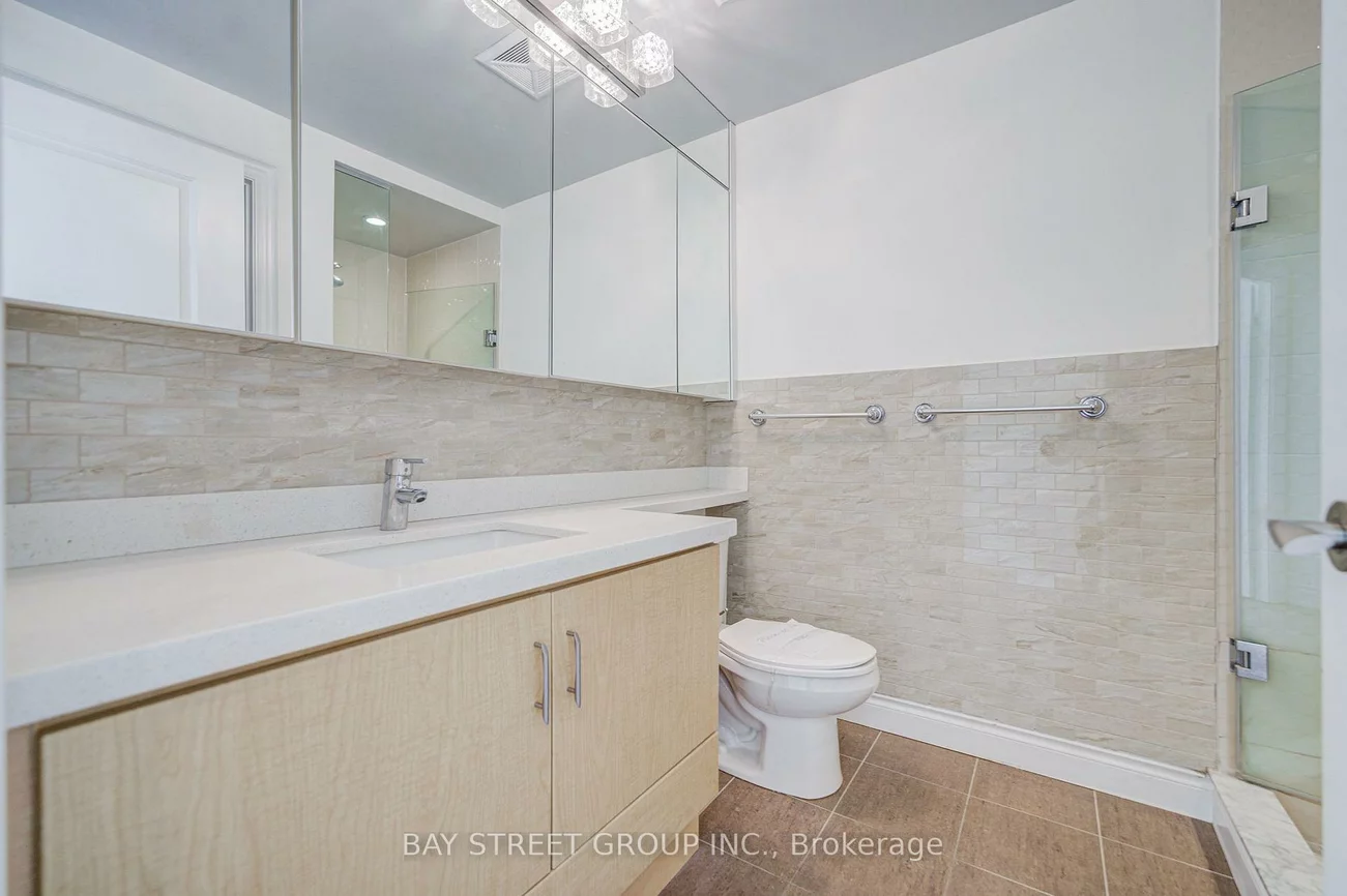 89, South Town Centre, Unionville, Markham