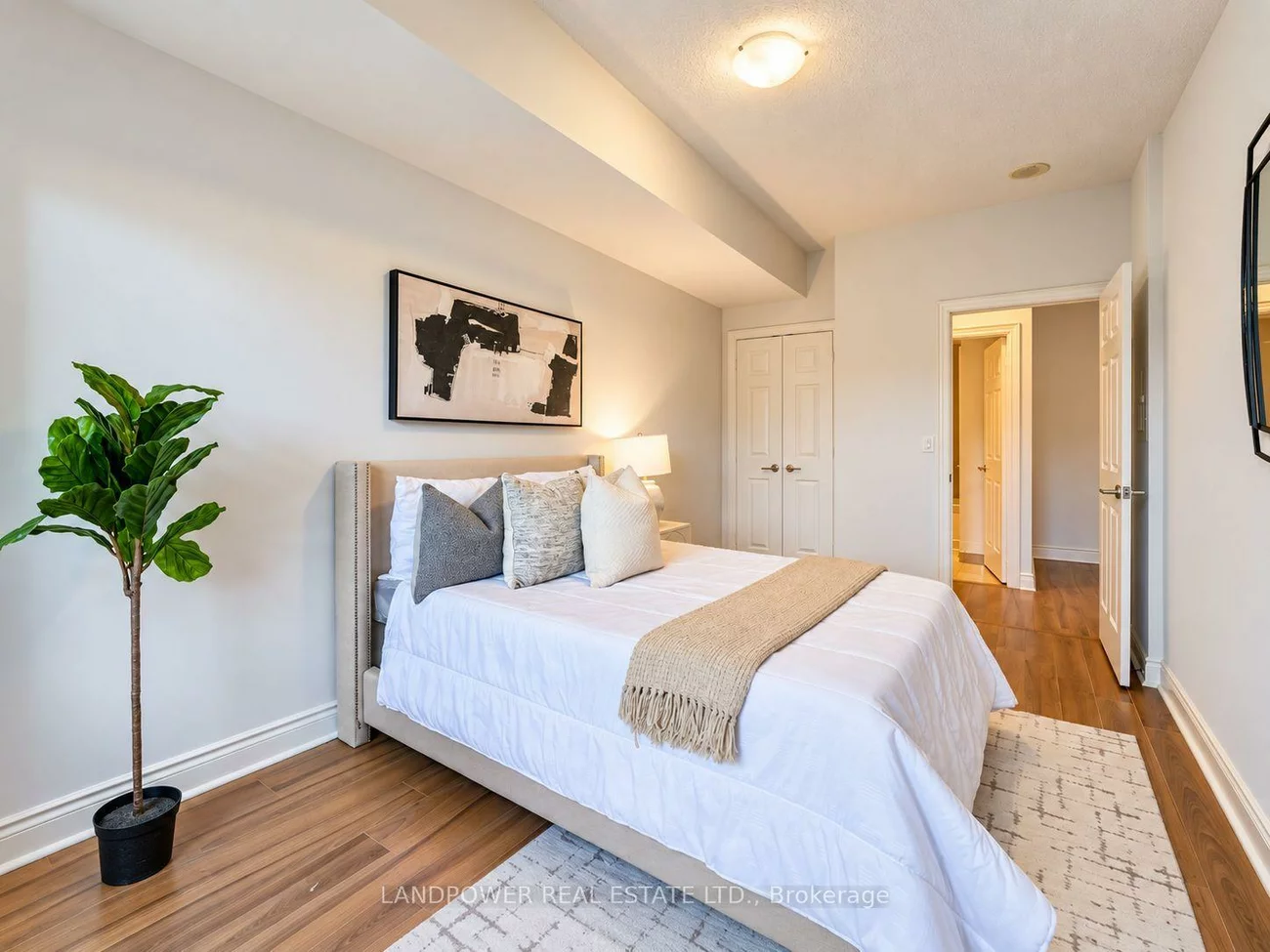 23, Cox, Unionville, Markham