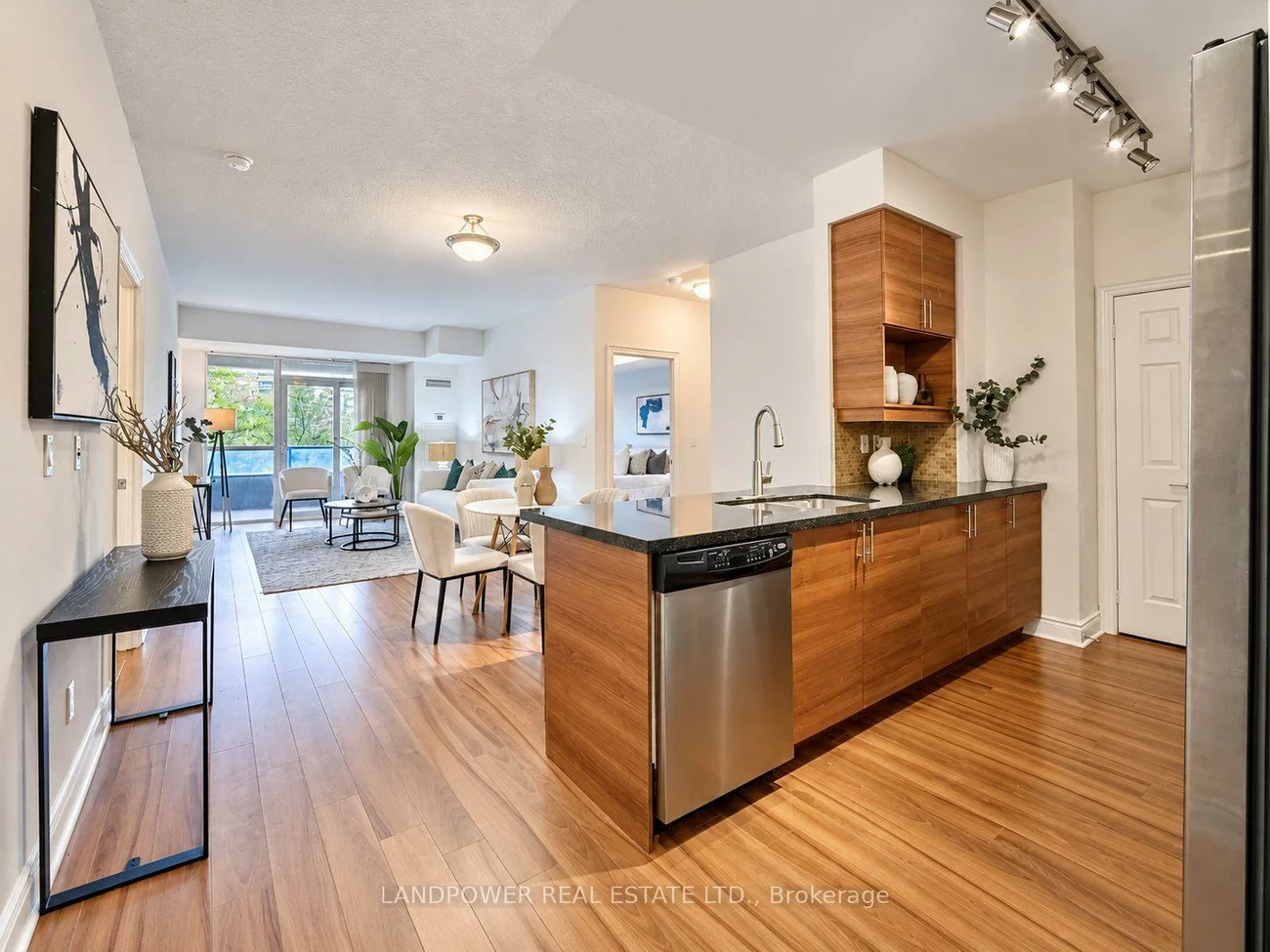 23, Cox, Unionville, Markham