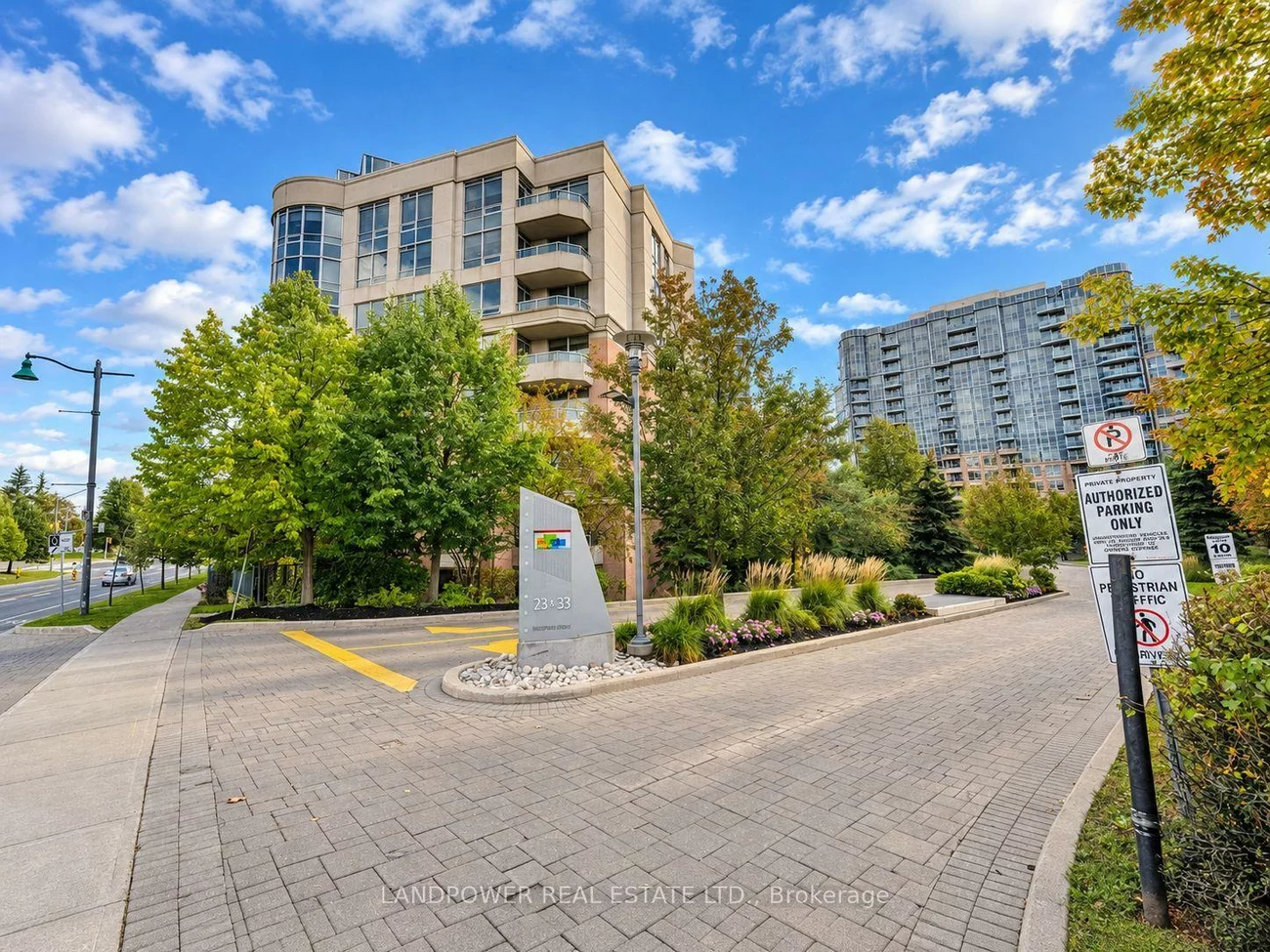 23, Cox, Unionville, Markham