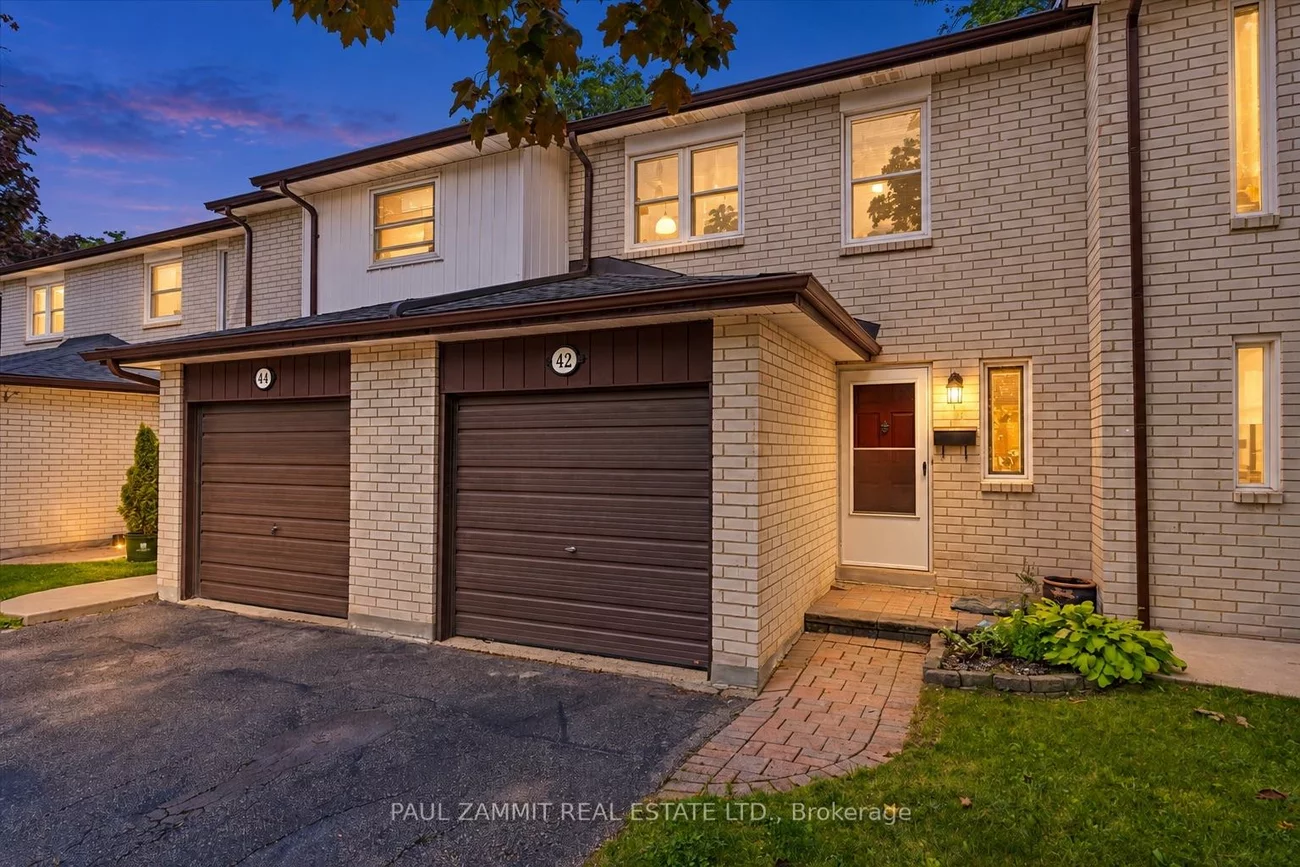 42, Nicholson, Aileen-Willowbrook, Markham