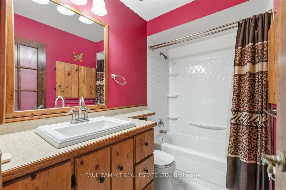42, Nicholson, Aileen-Willowbrook, Markham