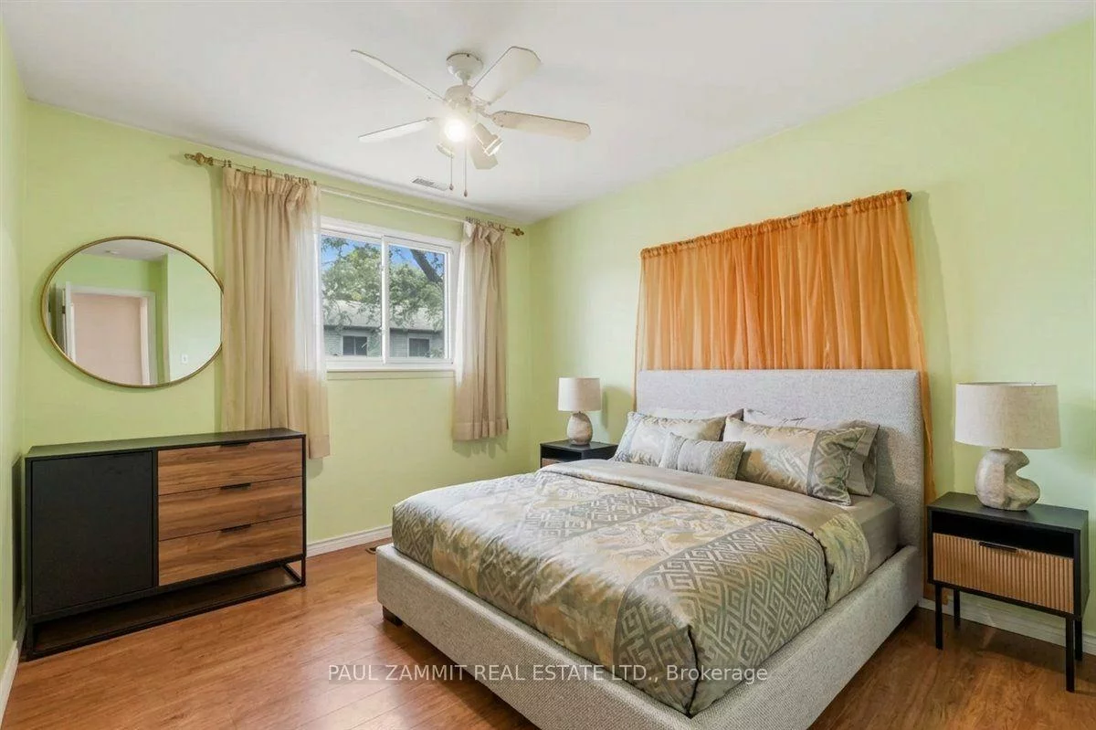 42, Nicholson, Aileen-Willowbrook, Markham