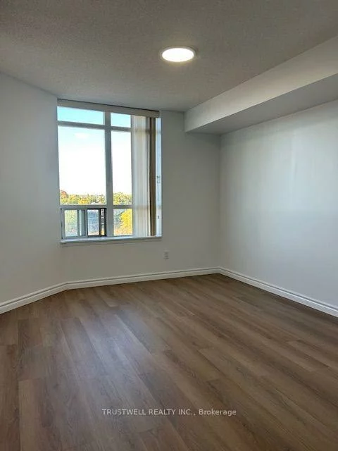 130, Pond, Commerce Valley, Markham