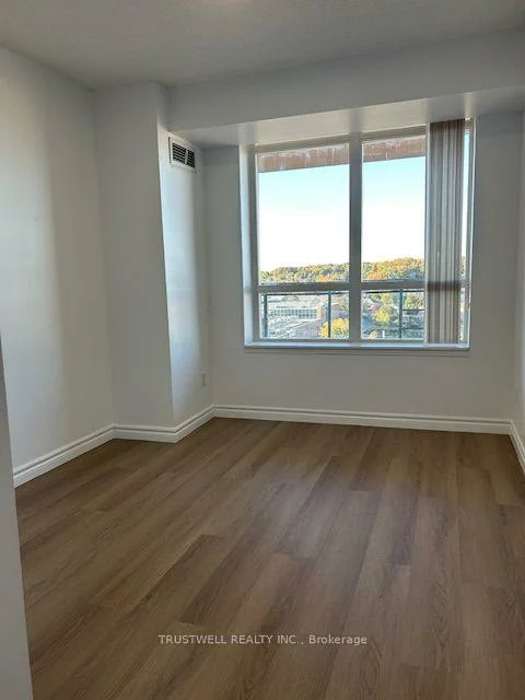 130, Pond, Commerce Valley, Markham