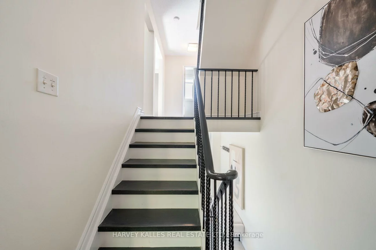 4, New Port, Thornhill, Markham