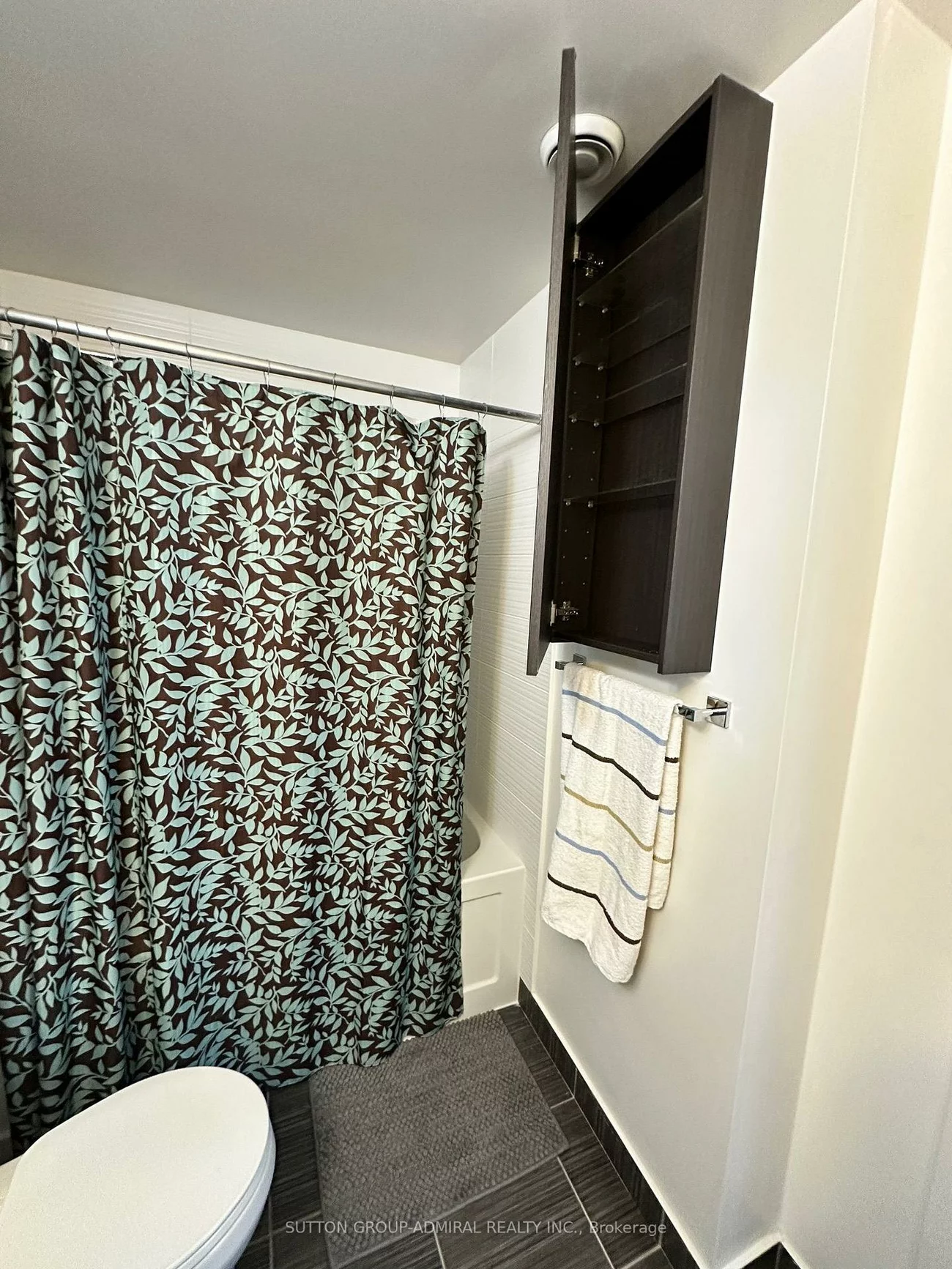 7161, Yonge, Thornhill, Markham