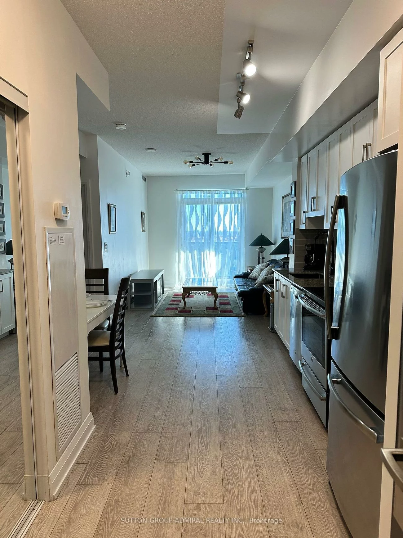 7161, Yonge, Thornhill, Markham