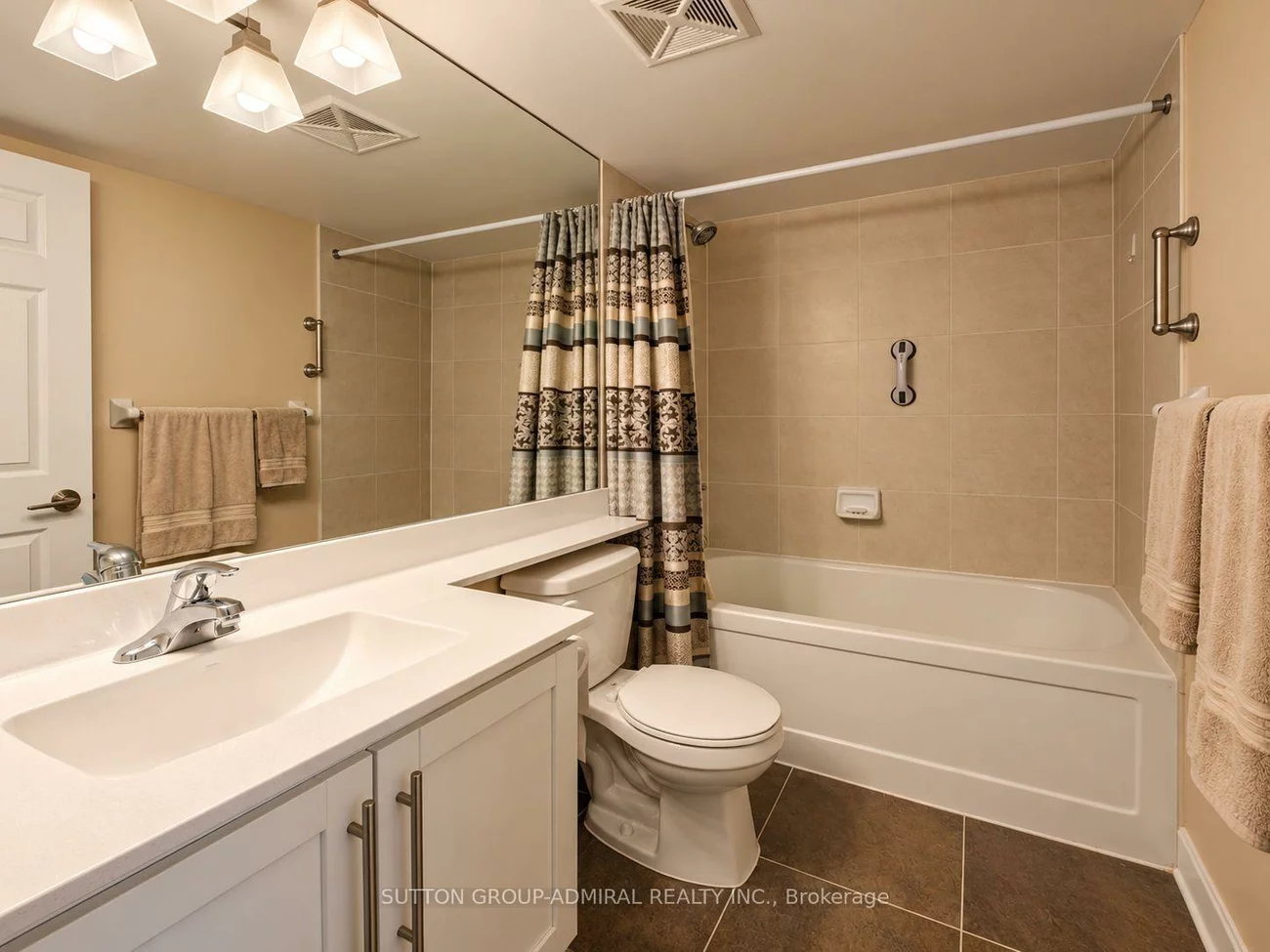 23, Cox, Unionville, Markham