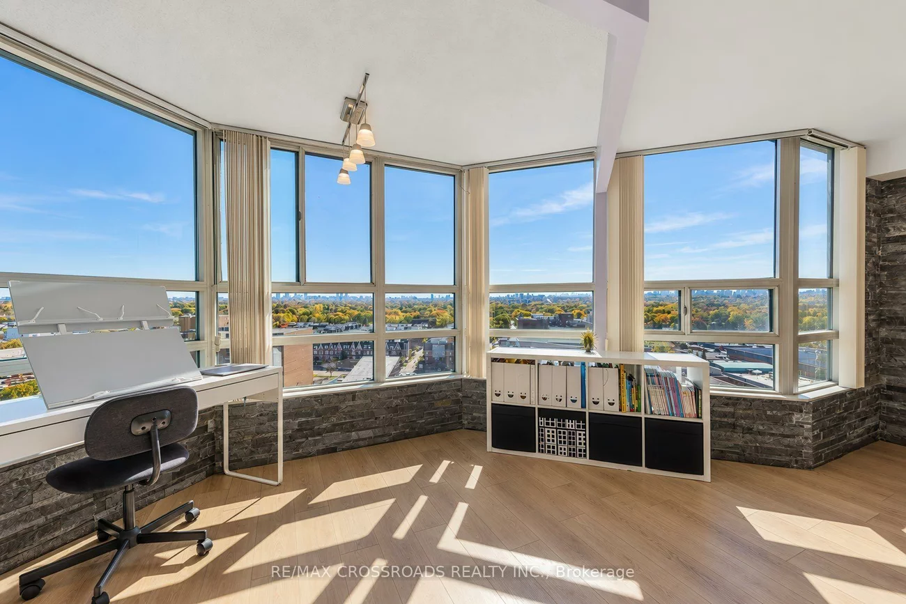 7825, Bayview, Aileen-Willowbrook, Markham