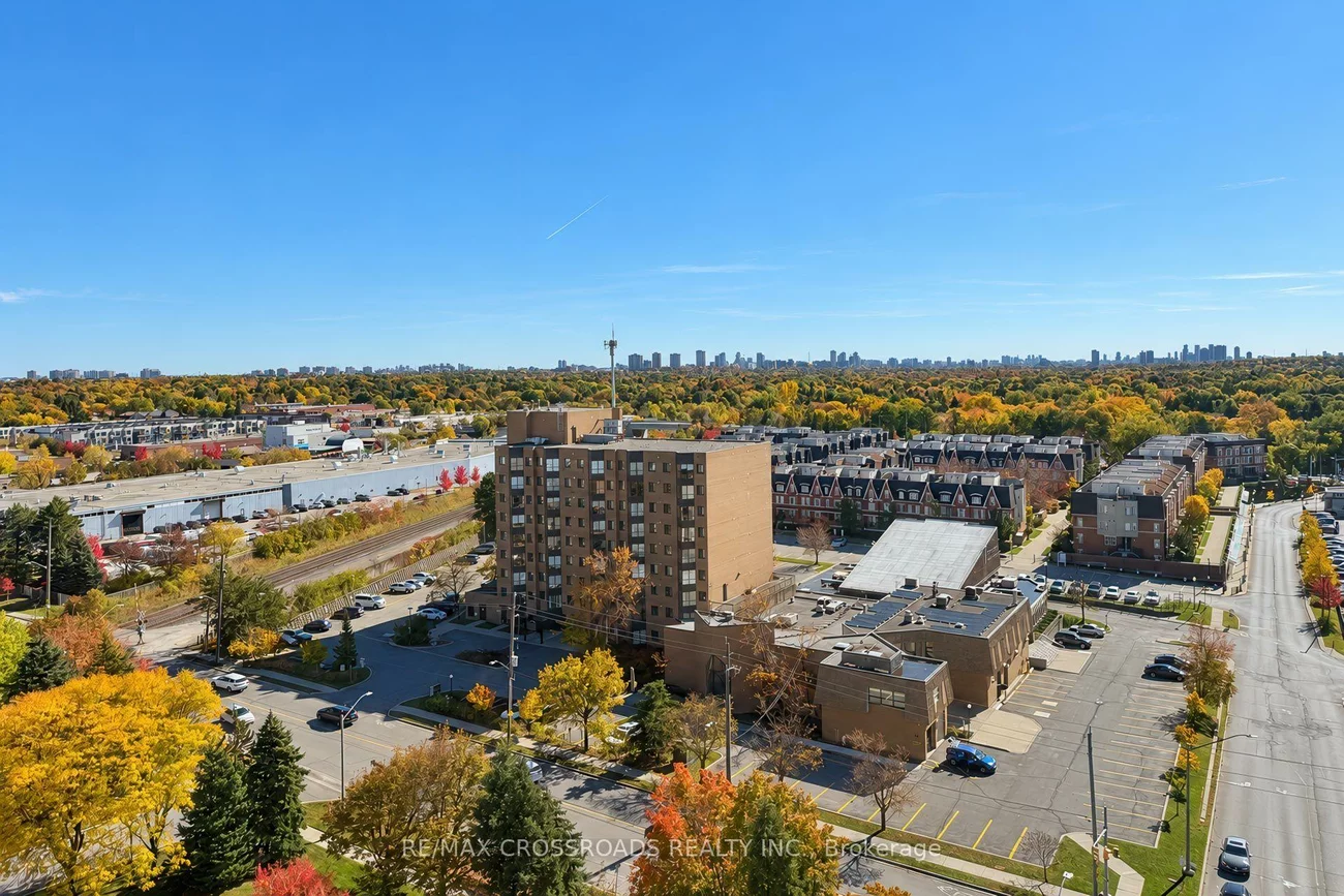 7825, Bayview, Aileen-Willowbrook, Markham