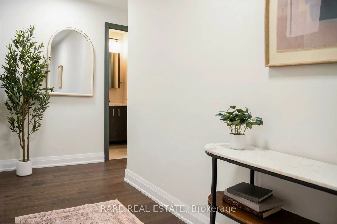 18, Uptown, Unionville, Markham
