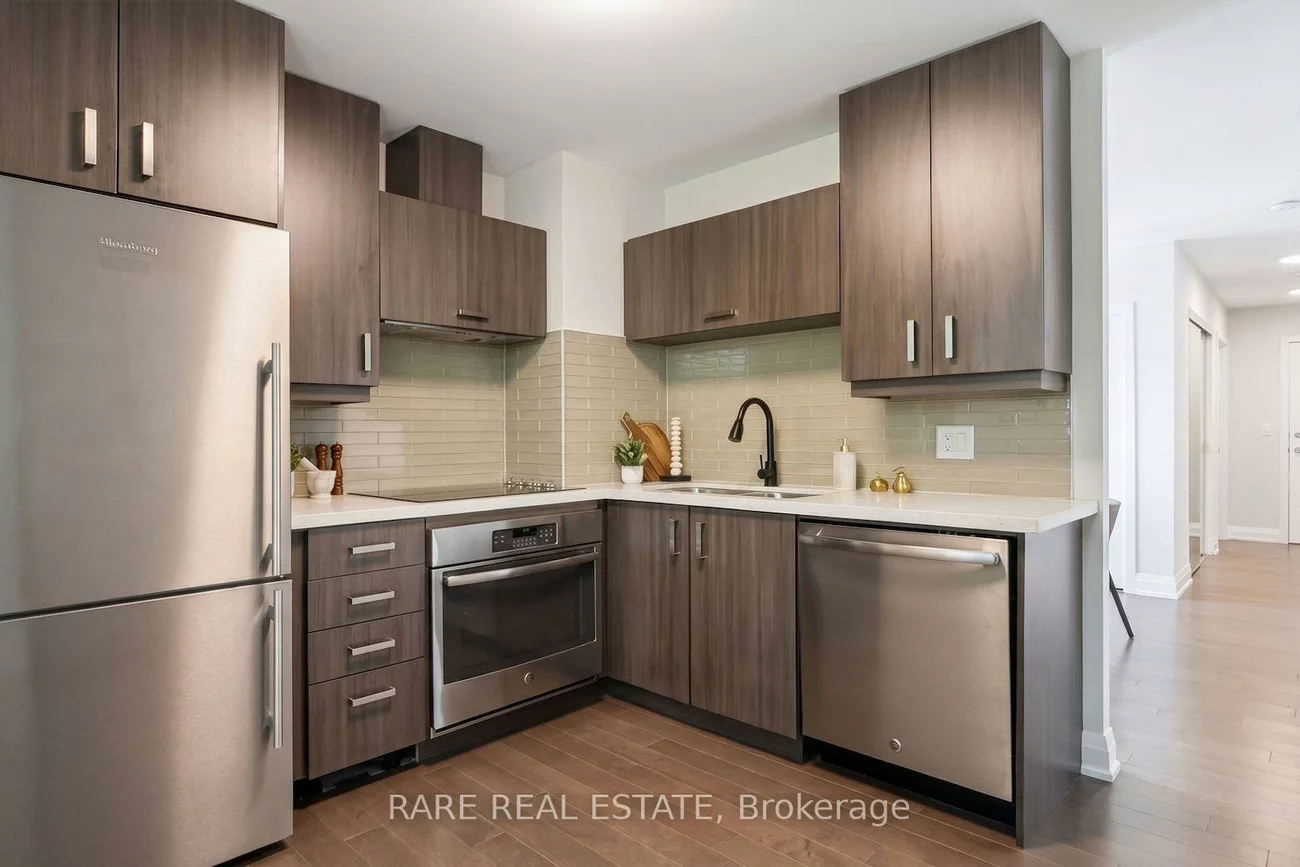 18, Uptown, Unionville, Markham