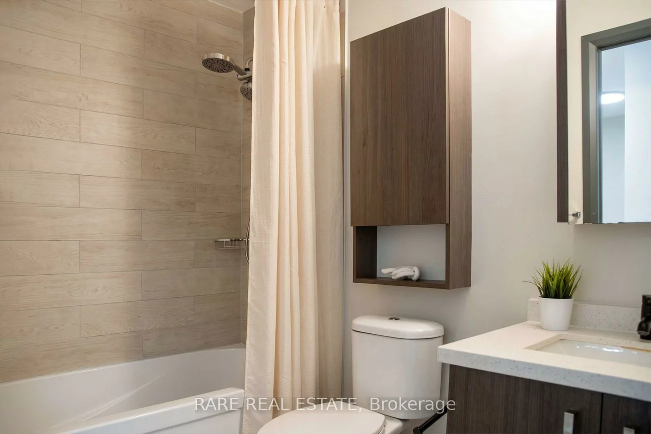 18, Uptown, Unionville, Markham