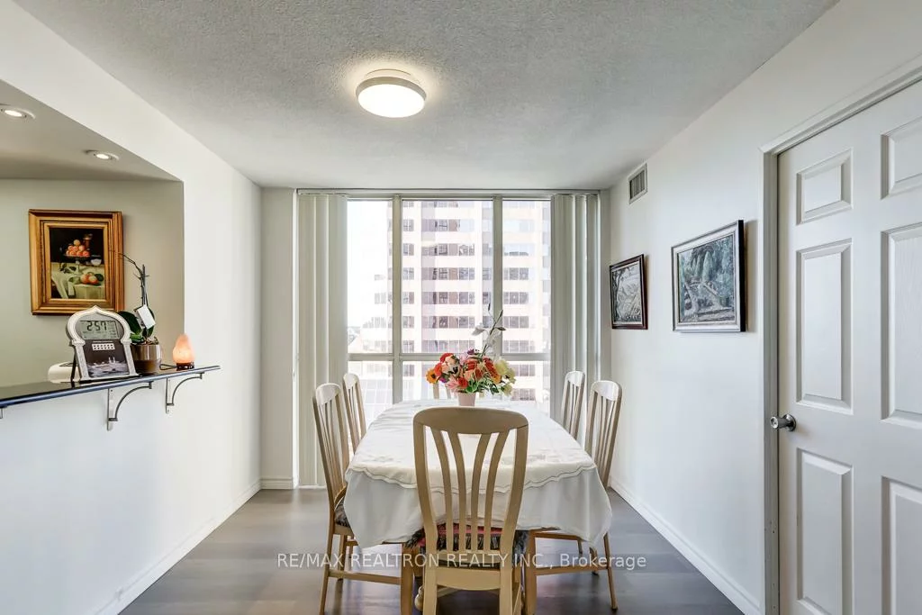 285, Enfield, City Centre, Mississauga