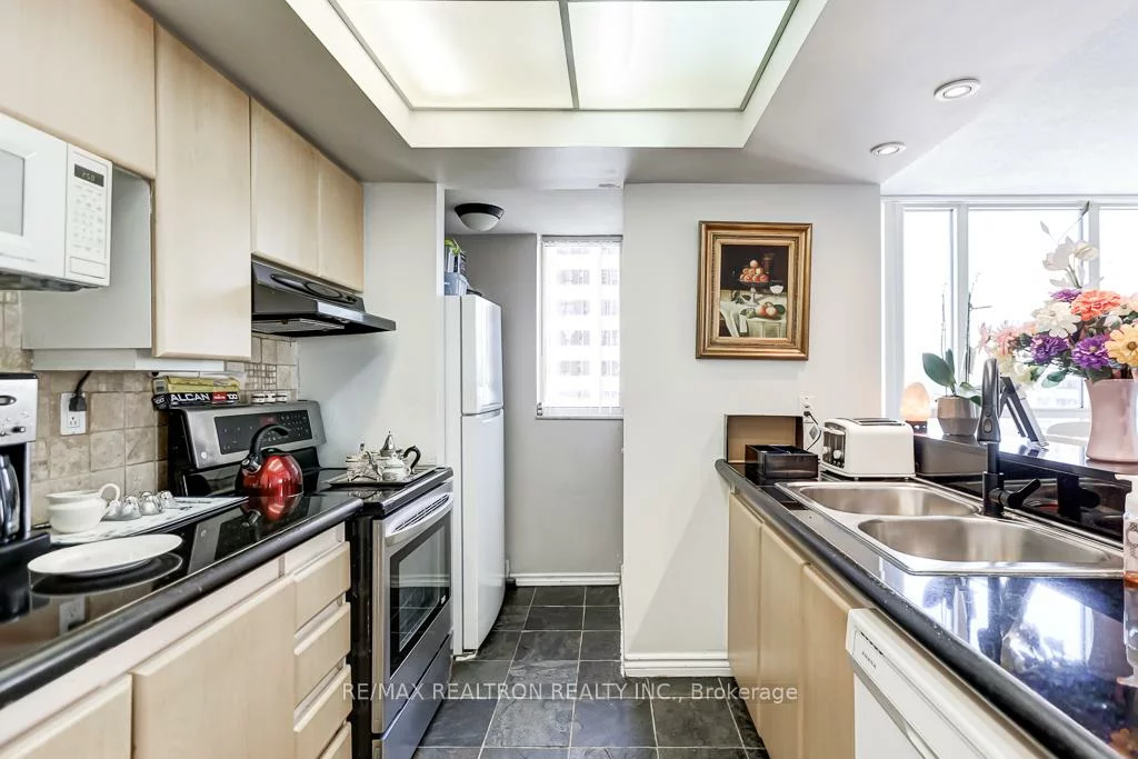 285, Enfield, City Centre, Mississauga