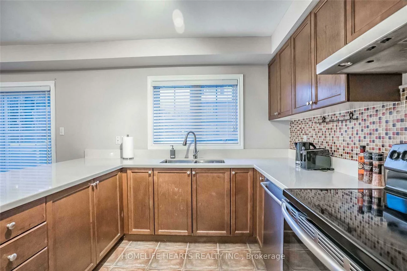 2360, Britannia, Erin Mills, Mississauga