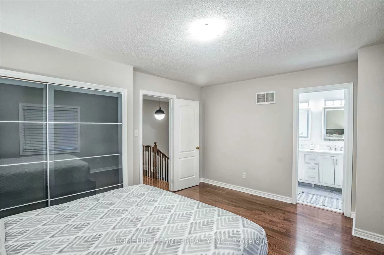 2360, Britannia, Erin Mills, Mississauga