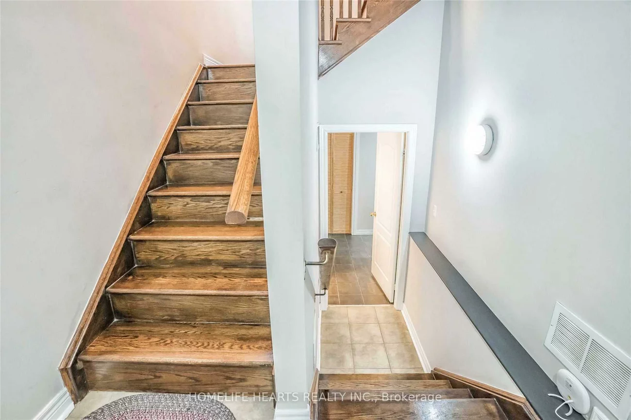 2360, Britannia, Erin Mills, Mississauga