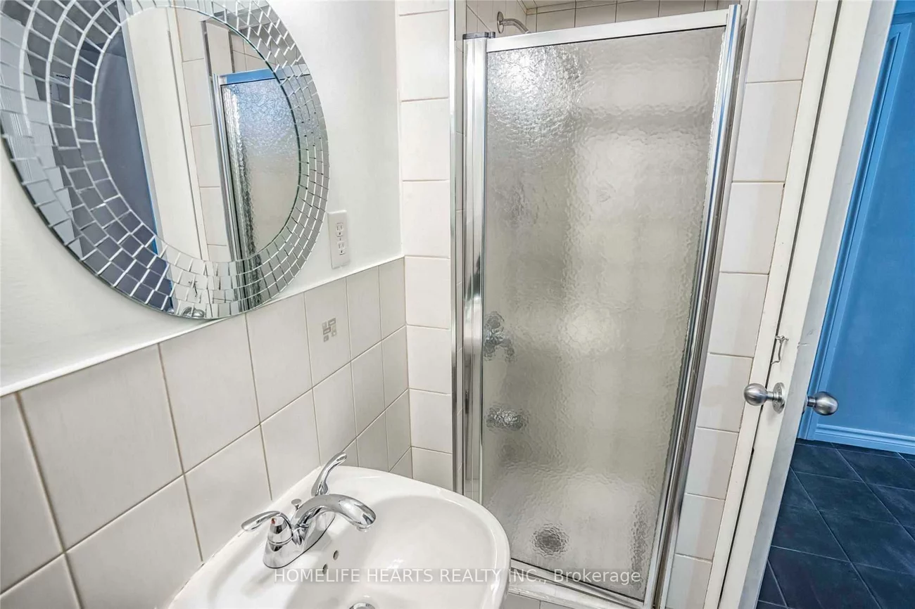 2360, Britannia, Erin Mills, Mississauga