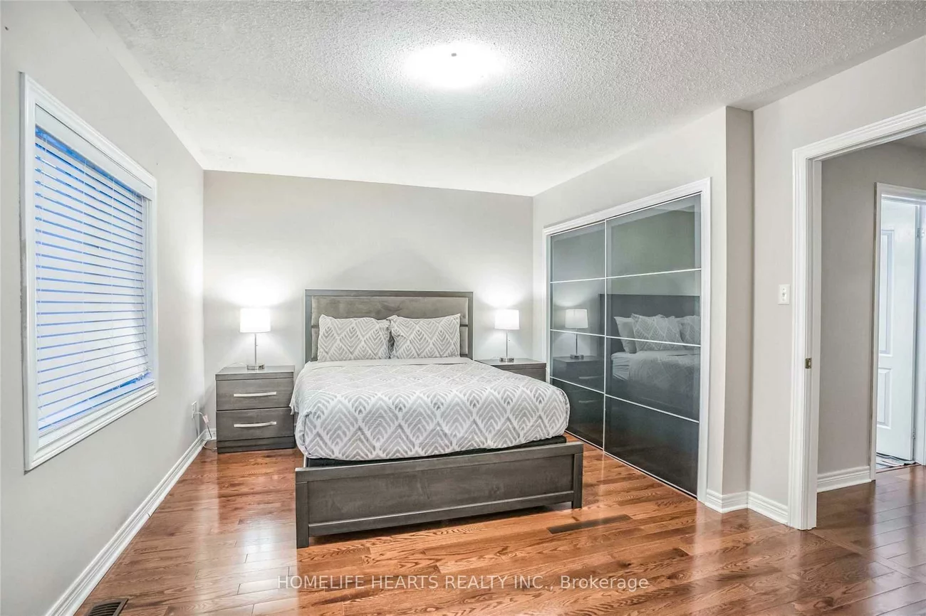 2360, Britannia, Erin Mills, Mississauga