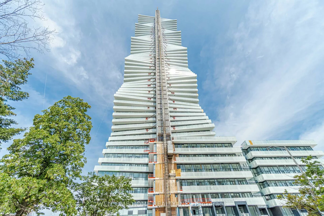 3883, quartz, Hurontario, Mississauga
