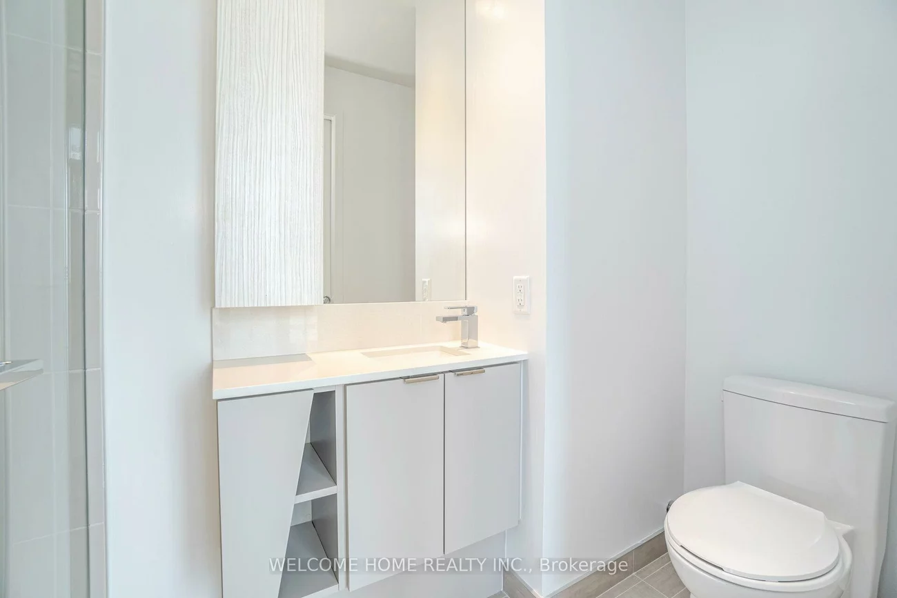 3883, quartz, Hurontario, Mississauga