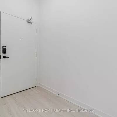 3883, quartz, Hurontario, Mississauga