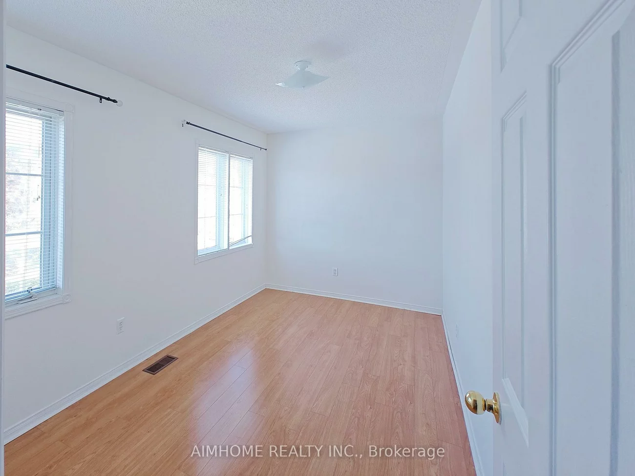 5525, Palmerston, Central Erin Mills, Mississauga