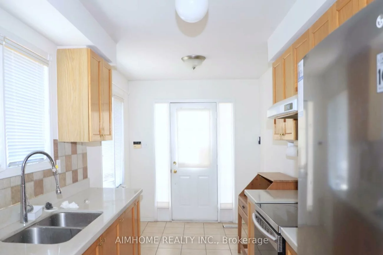 5525, Palmerston, Central Erin Mills, Mississauga