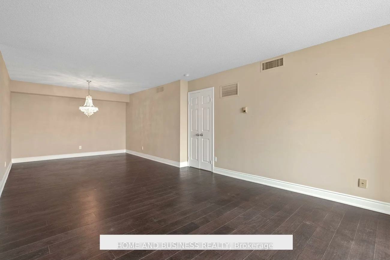 4235, SHERWOODTOWNE, City Centre, Mississauga