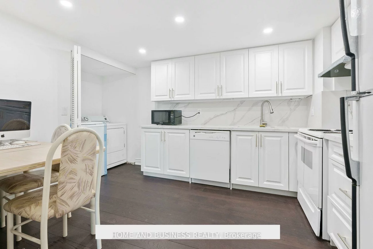 4235, SHERWOODTOWNE, City Centre, Mississauga