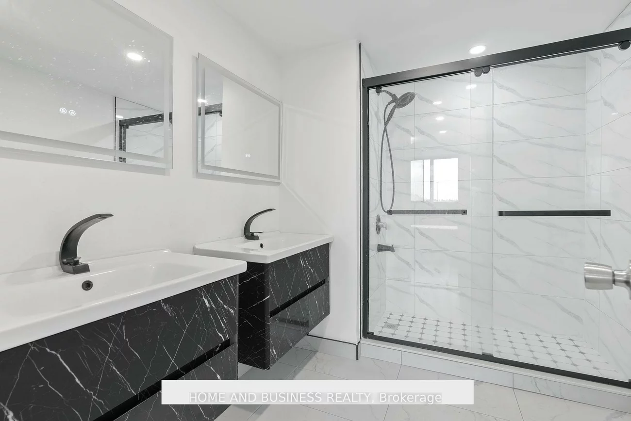 4235, SHERWOODTOWNE, City Centre, Mississauga