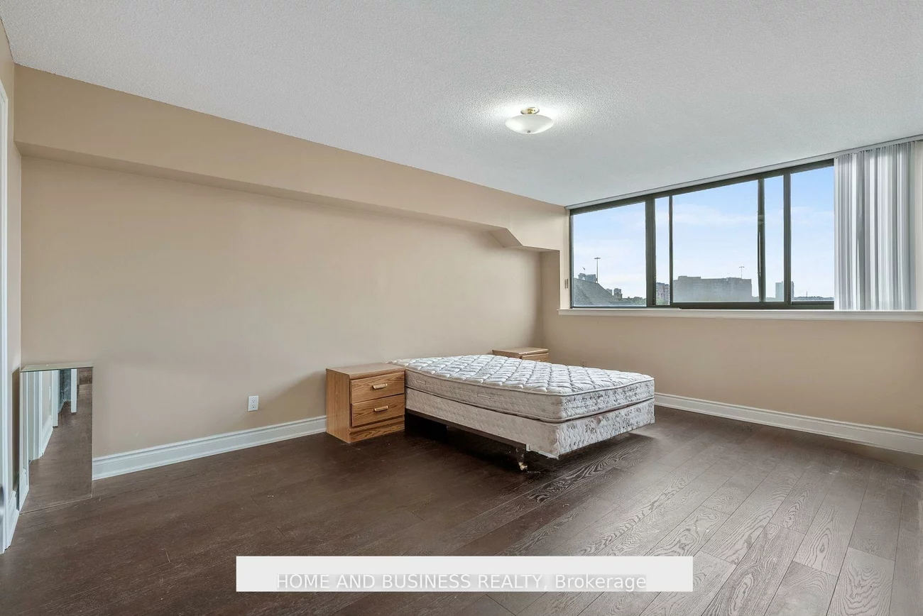 4235, SHERWOODTOWNE, City Centre, Mississauga